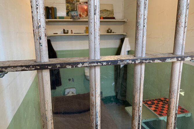 Alcatraz Inside Access Ferry and Audio Tour with Night Option - Is the Alcatraz night tour worth paying extra for?