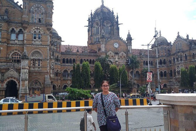 All in one-Combo of City, Dhobighat, Slum & Dabbawala with ferry and train ride. - Gateway of India: a colonial monument with an Indian life