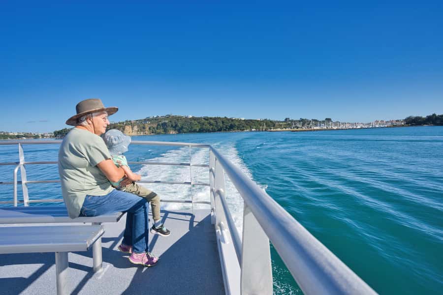 Auckland: Tiritiri Matangi Island Ferry - Who should book this island day?