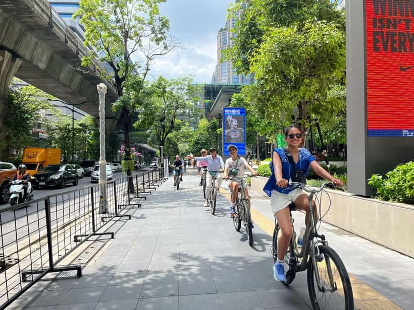 Bangkok: Morning Bike Tour with Ferry Boat Ride - Pedaling through Bangkok’s backstreets