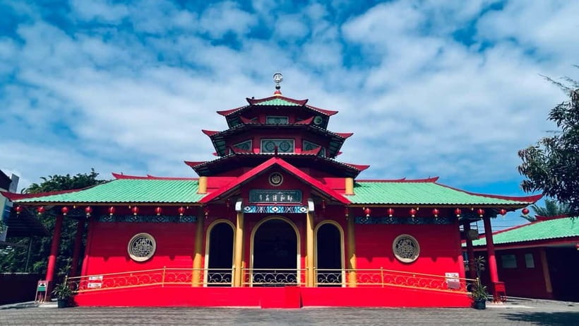 Batam Day Tour with Singapore ferry ticket, massage & lunch - Starting at HarbourFront and crossing to Batam