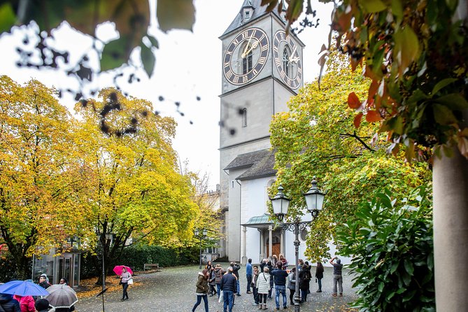 Best of Zurich Tour with Felsenegg Cable Car and Ferry Ride - Starting with Zurich’s grand city sights