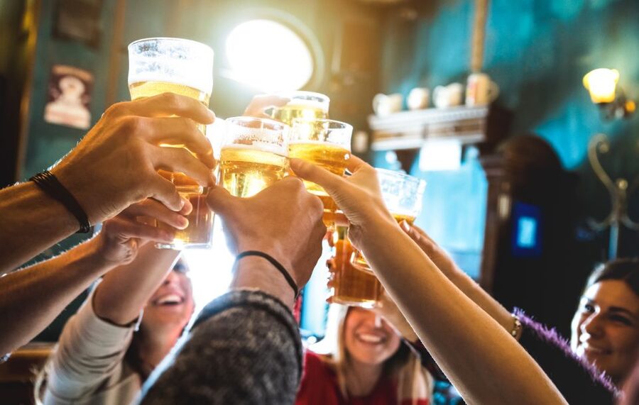 Boston: Historic Pubs Walking & Ferry, Food & Drink Tour - Why old Boston taverns make a good history lesson