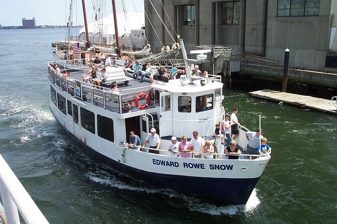 Boston Historic Taverns Tour with Tastings and Ferry - The harbor crossing to Charlestown