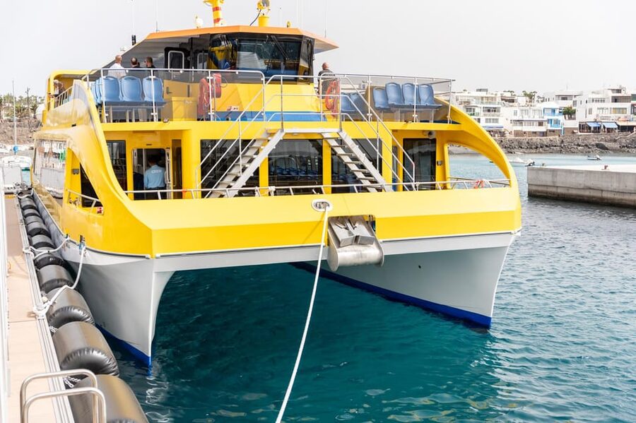 Canary Islands: Ferry Ticket Lanzarote/Fuerteventura - Why this ferry makes island-hopping easy