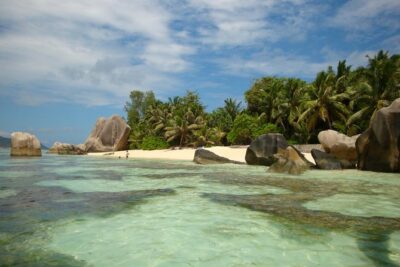 Cat Cocos: Mahe to La Digue Island Fast Ferry