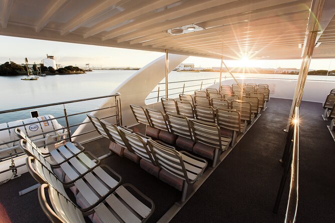Cat Cocos: Praslin Island to Mahe Island Fast Ferry - A fast crossing from Praslin to Mahe