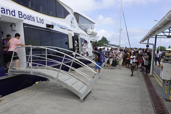 Cat Cocos: Praslin Island to Mahe Island Fast Ferry - Arriving at Mahe’s Victoria berth