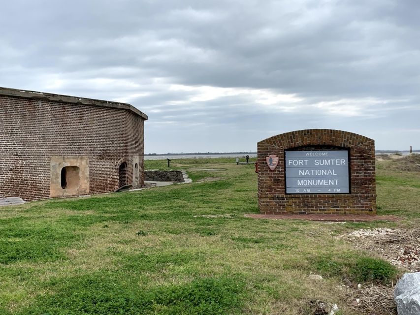 Charleston: Fort Sumter Entry Ticket with Roundtrip Ferry - What the $43 price includes