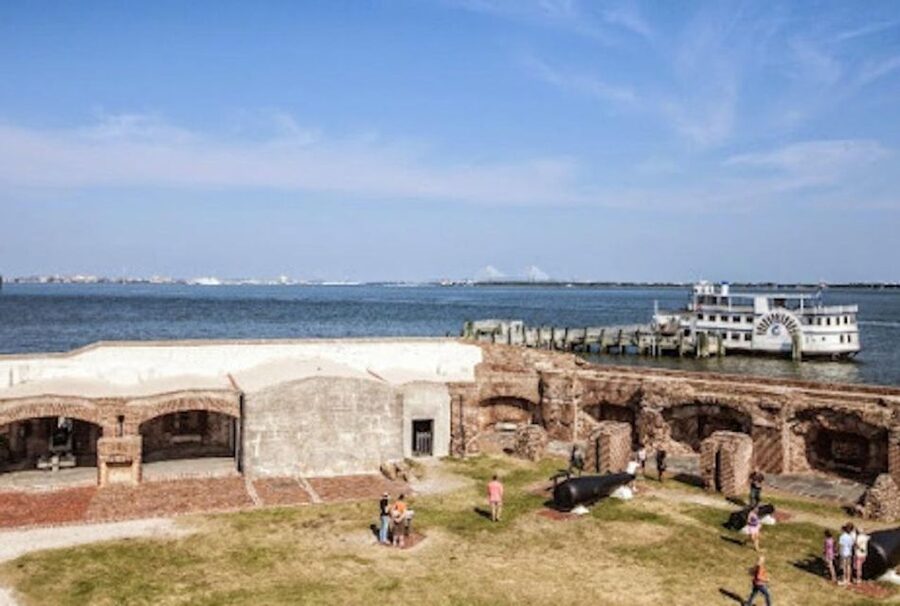 Charleston: Fort Sumter Entry Ticket with Roundtrip Ferry - Who will get the most from this trip