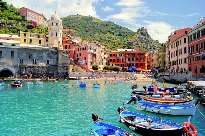 Cinque Terre Private Tour by Minivan and Ferry-Boat from La Spezia - Riomaggiore, the first hour in Cinque Terre