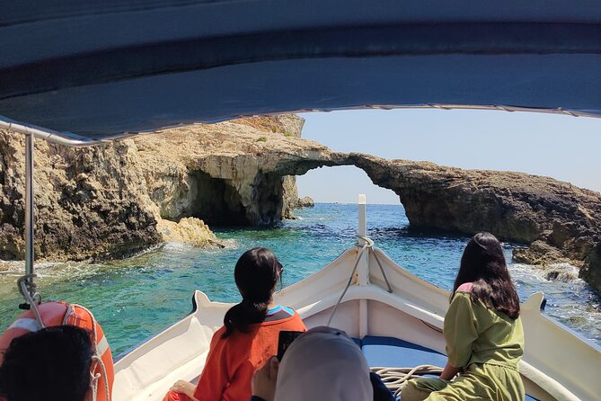 Comino Islands Private Boat Tour Ebsons Ferry - A Small Boat Makes Comino Easier