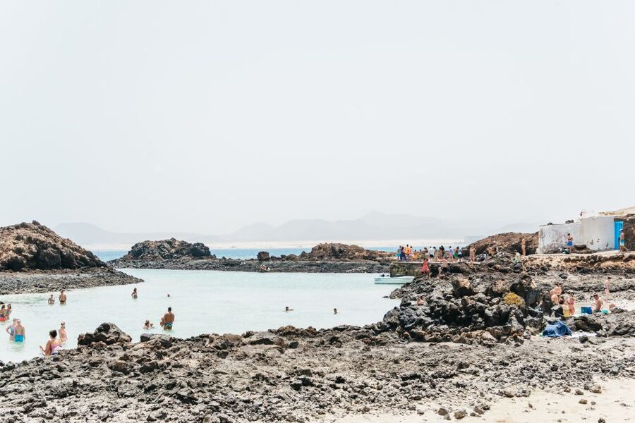 Corralejo: Return Ferry Ticket to Lobos Island Fuerteventura - La Concha, the easiest place for a swim