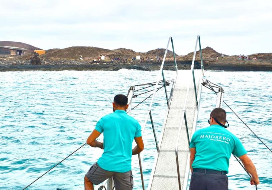 Corralejo: Snorkeling on Lobos Island & Return Ferry Ticket - What the 25-minute snorkel is really like