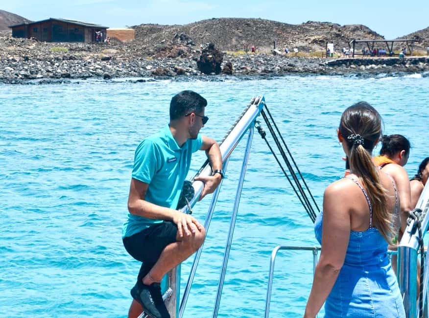 Corralejo: Snorkeling on Lobos Island & Return Ferry Ticket - Choosing your time on the island