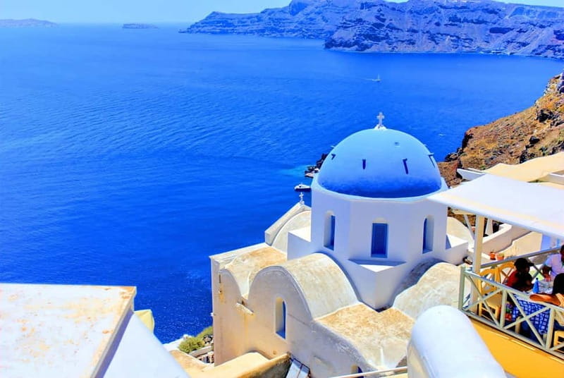 Crete: Santorini Day Trip with Fast Ferry Cruise - Athinios Port and the bus across Santorini