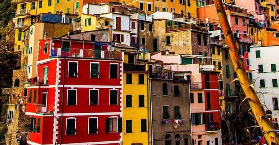 Exclusive Cinque Terre day tour by Ferry with stop in Pisa - Riomaggiore: your first hour in Cinque Terre