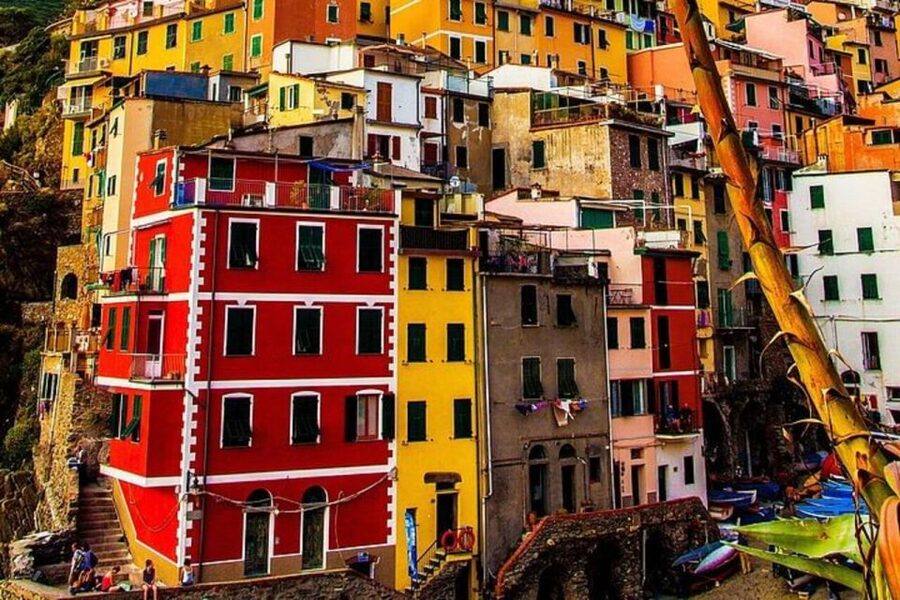 Exclusive Cinque Terre day tour by Ferry with stop in Pisa - La Spezia and the ferry along the Ligurian coast