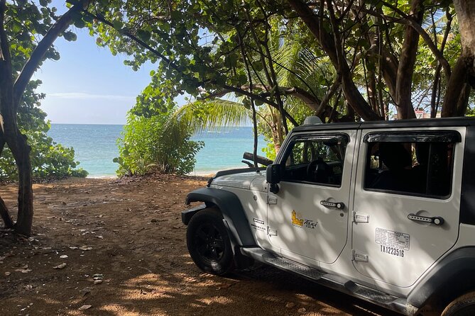 Fajardo Ceiba Ferry Marina Taxi to San Juan Taxi Transportation - What the white Jeep means for your ride
