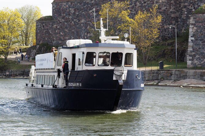 Ferry to Vallisaari Fortress Island - Getting the most from the ferry