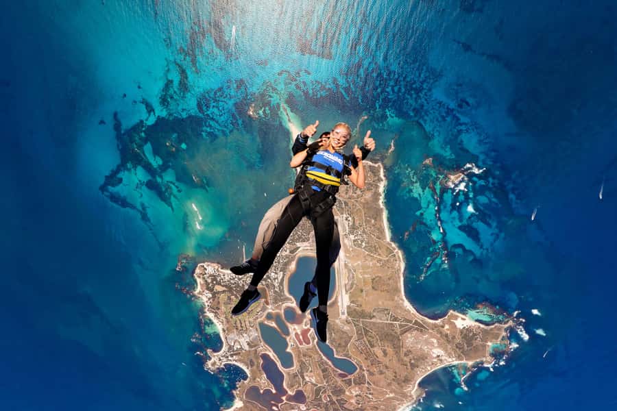 Fremantle: Rottnest Island Skydive and Ferry Package - Getting from Fremantle to the airfield
