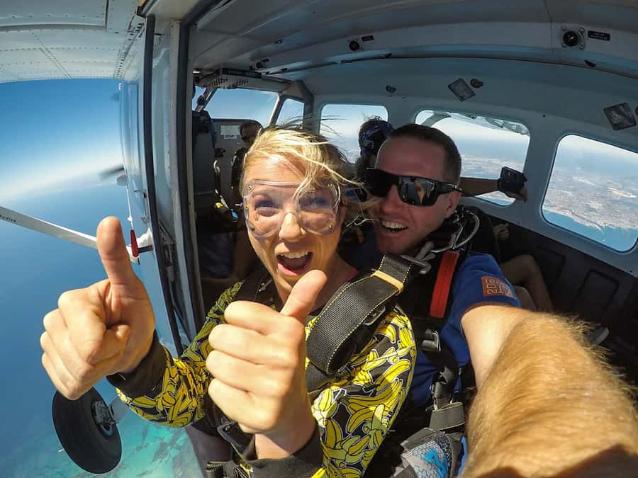 Fremantle: Rottnest Island Skydive and Ferry Package - What happens at Rottnest Airfield