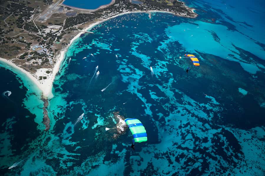 Fremantle: Rottnest Island Skydive and Ferry Package - Choosing 10,000 or 15,000 feet