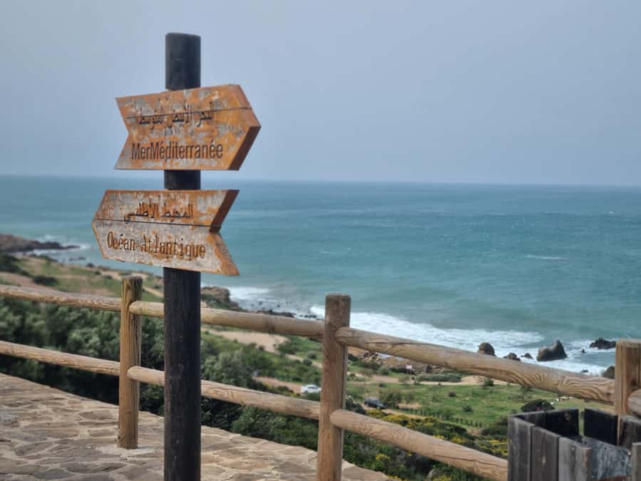 From Cádiz Bay: Tangier Day Trip with Ferry & Local Guide - The medina and Kasbah