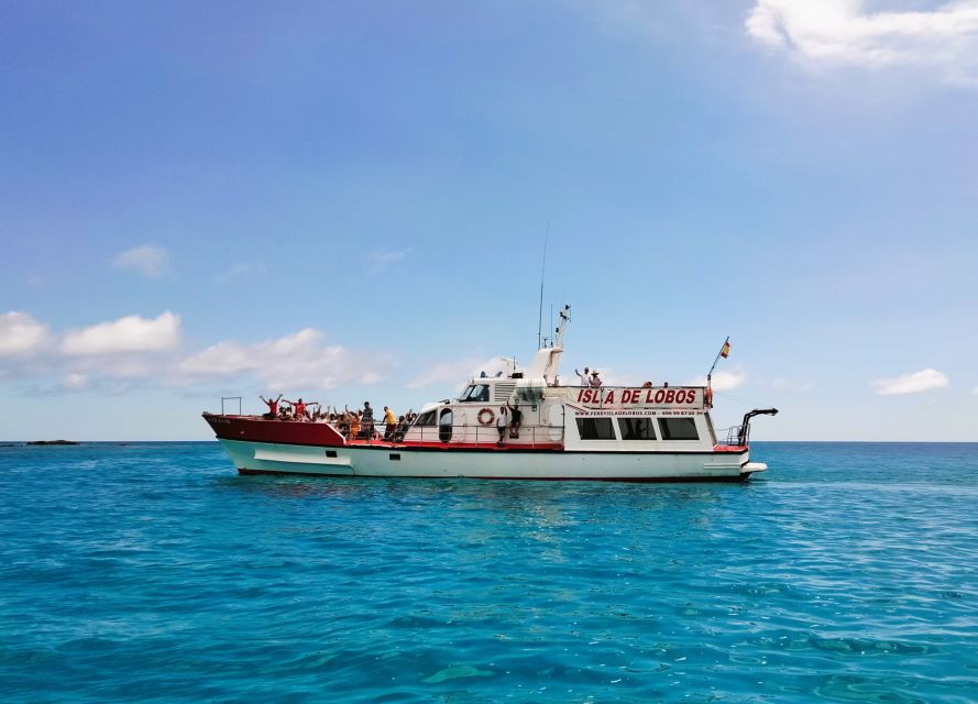 From Caleta de Fuste: Return Bus and Ferry to Lobos Island - From Caleta de Fuste to Corralejo by Bus