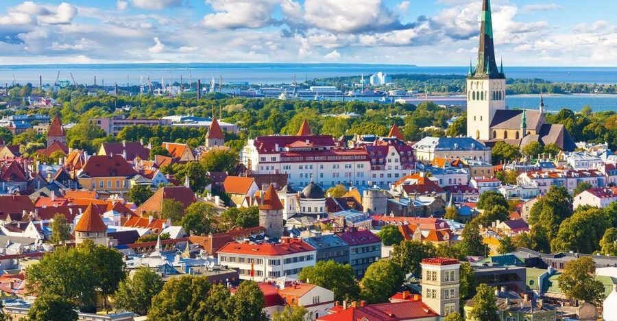 From Helsinki: Tallinn Guided Full-Day Tour by Ferry - Who will enjoy this day trip