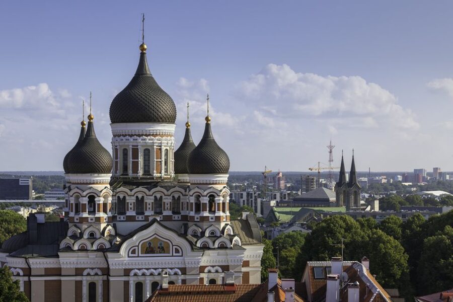 From Helsinki: Tallinn Guided Full-Day Tour by Ferry - Starting at Tallinn Town Hall Square