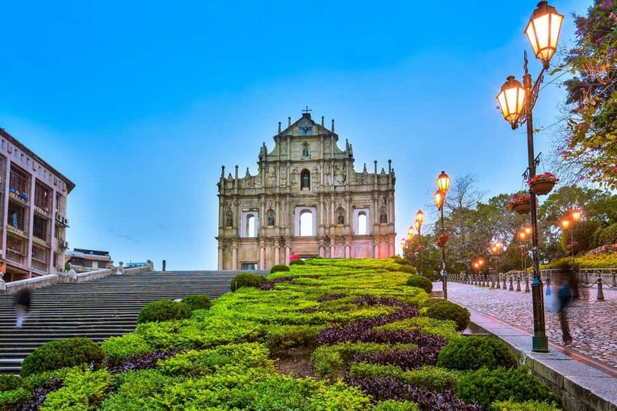 From Hong Kong: Macau Day Tour with R/T Ferry, Lunch, Pickup - Mount Fortress and a wider city view