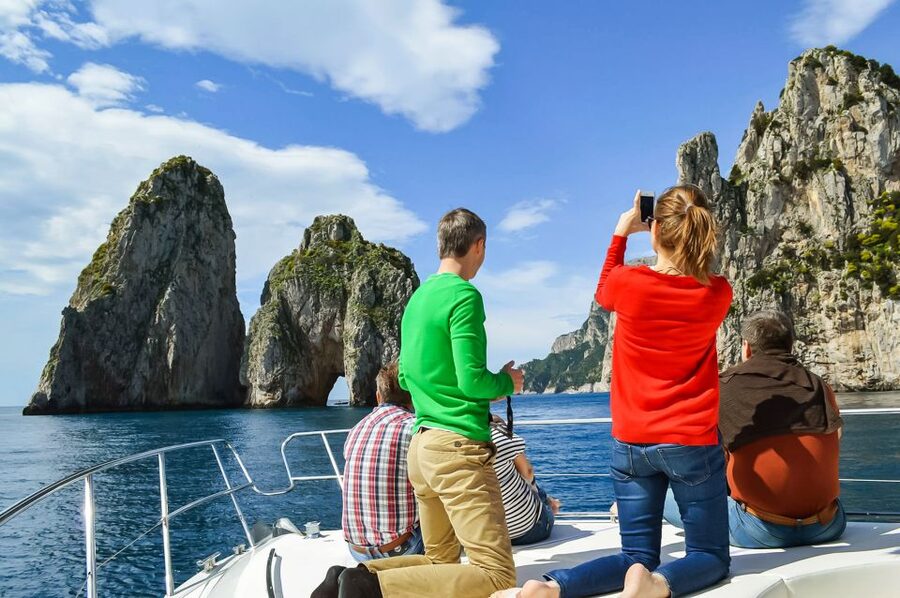 From Naples: Capri Guided Tour with Ferry Tickets & Minibus - Why this Capri day trip works well from Naples