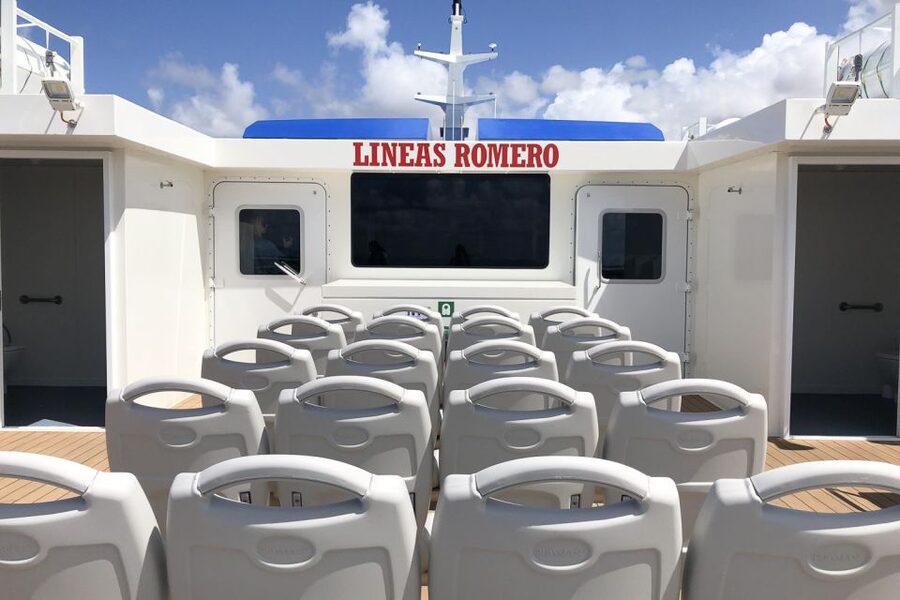 Fuerteventura: Round-Trip or 1-Way Ferry Ticket to Lanzarote - What is included, and what you still need to arrange