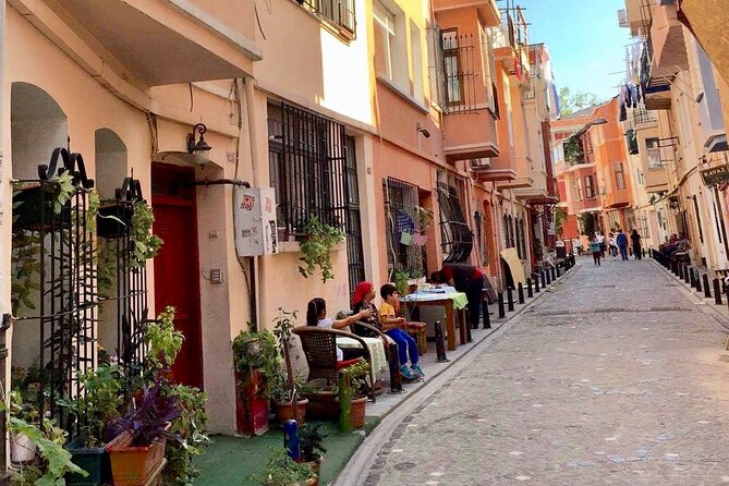 Galata Tower - Fener-Balat Neighborhoods & Golden Horn by Ferry - The city walls and the memory of Constantinople