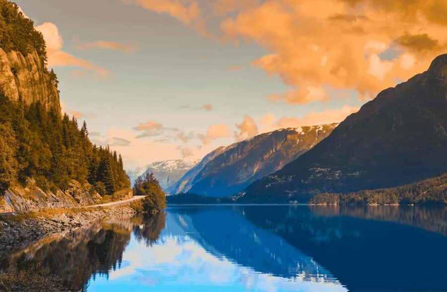 Guided tour: Hardangerfjord, Waterfalls and Ferry crossing - Trengereid opens the day with a wide fjord view