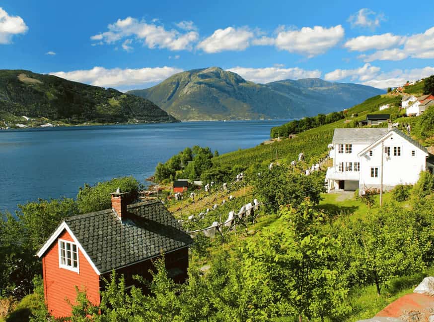 Guided tour: Hardangerfjord, Waterfalls and Ferry crossing - The first ferry crosses from Kvandal to Utne