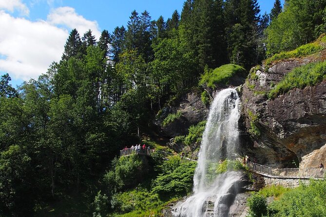Guided tour to Hardanger Fjord, Waterfalls and Ferry Crossing - Utne and the older side of Hardangerfjord