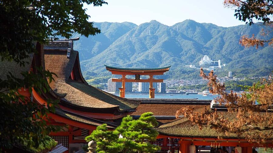 Hiroshima to Miyajima: Private Custom Tour with Ferry Ride - The ferry across the Seto Inland Sea