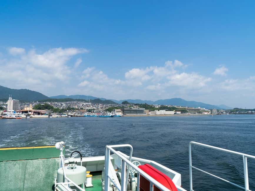 Hiroshima to Miyajima: Private Custom Tour with Ferry Ride - Food stops, from oysters to momiji manju
