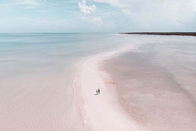 Holbox Tour with Ferry transportation and lunch included - Who will enjoy this day most