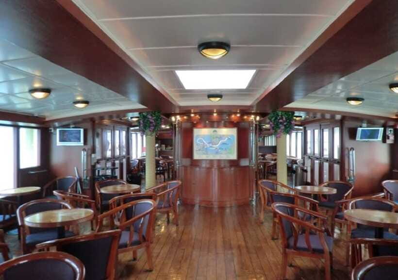 Hong Kong: Star Ferry Victoria Harbour Cruise & Light Show - Should you book the World Star Ferry?