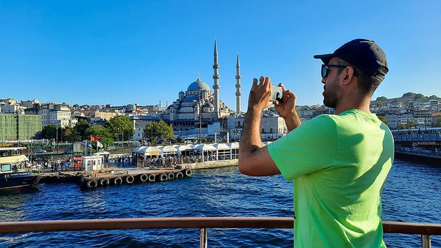Istanbul: Asian Side Walking Tour with Ferry Ride - Who should book this walk?