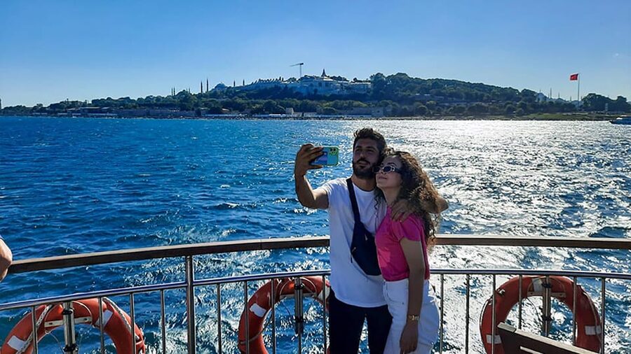 Istanbul: Asian Side Walking Tour with Ferry Ride - Kadıköy’s food market and everyday rhythm