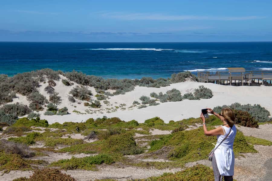 Kangaroo Island Full Day Experience by Ferry Including Lunch - Remarkable Rocks and the power of the coast