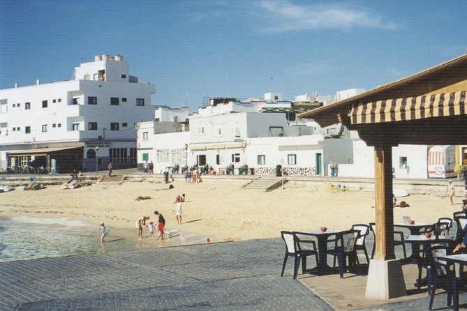 Lanzarote:Ferry ticket to Fuerteventura with free wifi - What the ferry does well, and where it falls short