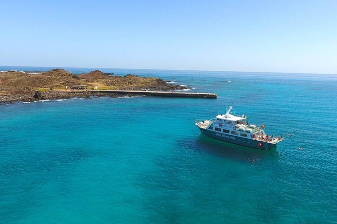 Lobos Island Ferry with Snorkel from Corralejo, Fuerteventura - Salt marshes, Lagunitas, and Faro Martiño
