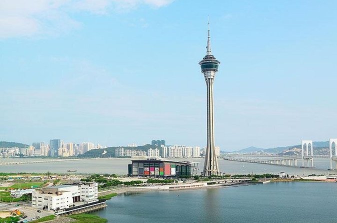 Macau Sightseeing Day Tour with One-Way Ferry from Hong Kong - Sands Casino, with limits worth knowing