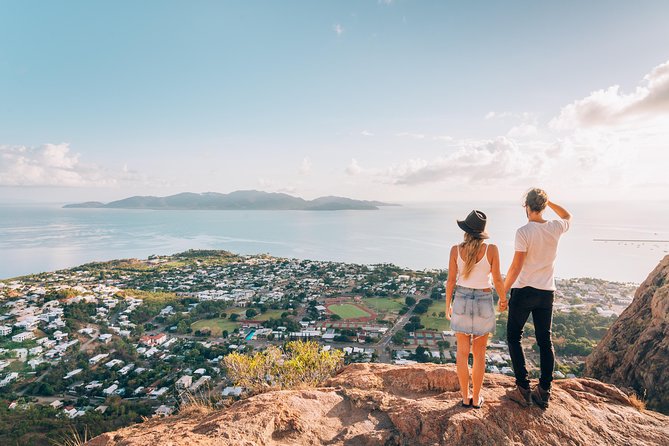 Magnetic Island Round-Trip Ferry From Townsville - Choosing between Horseshoe Bay, Alma Bay, and Picnic Bay