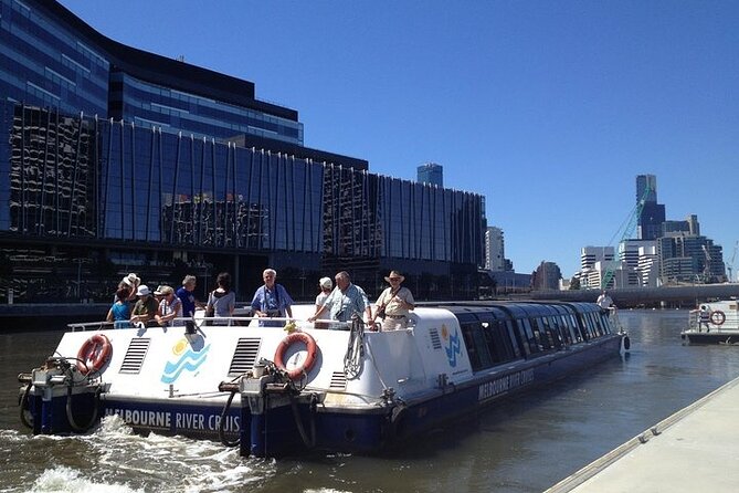 Melbourne: City and Williamstown Ferry Cruise - Crossing Port Phillip Bay toward Williamstown